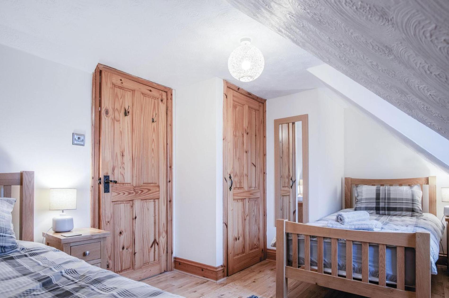 The Brambles - 2 Bedroom Cottage - Llanteg Kültér fotó